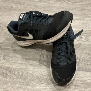 Nike DownShifter 6 size 11